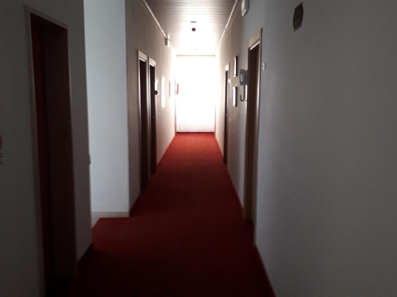 Hotel Lora Ρίμινι Εξωτερικό φωτογραφία
